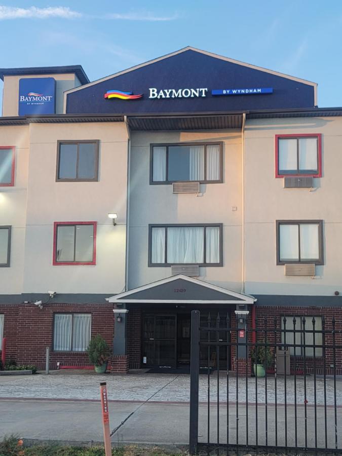 Baymont By Wyndham Houston Brookhollow Eksteriør billede