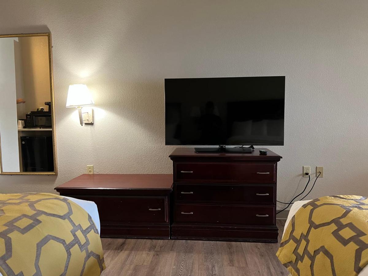Baymont By Wyndham Houston Brookhollow Eksteriør billede