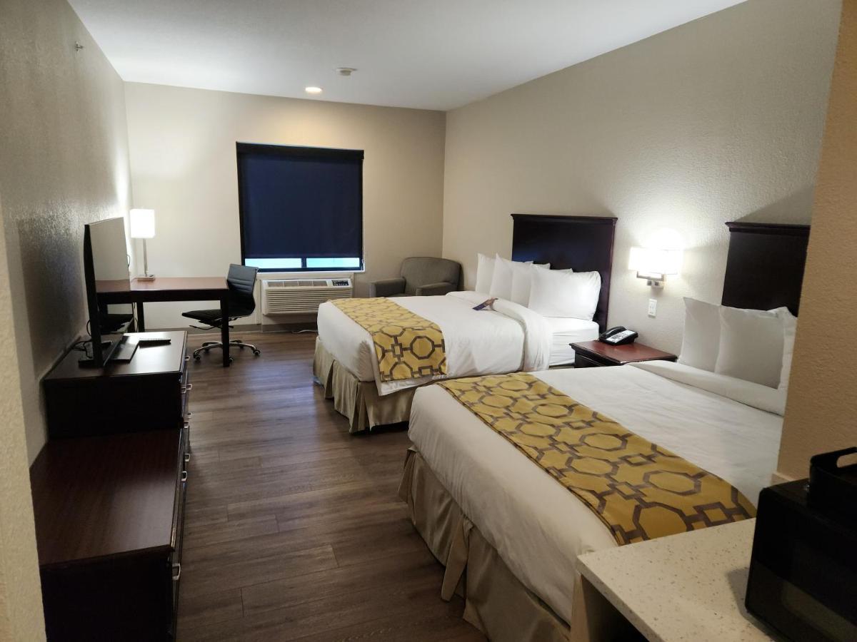 Baymont By Wyndham Houston Brookhollow Eksteriør billede